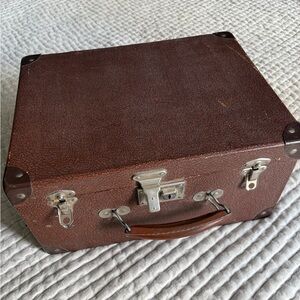Brown Vintage Typewriter Carry Case
